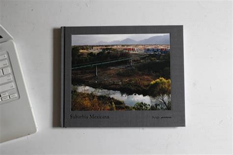 Indie Photobook Library » Suburbia Mexicana (Daylight/photolucida)