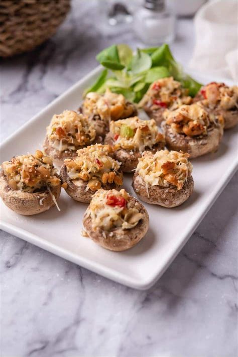 Red Lobster Stuffed Mushrooms Recipe | Takes Just 10 Minutes Of Prep ...