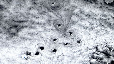 Swirling von Kármán Vortices Spotted by NASA Satellite in Indian Ocean ...