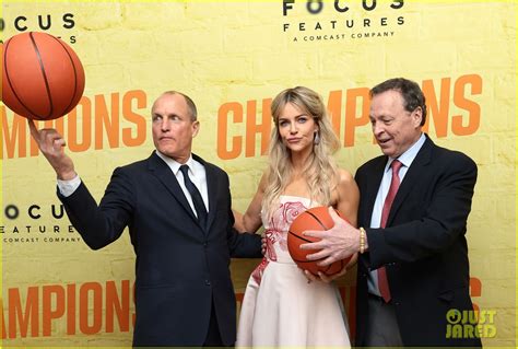 Woody Harrelson Brings His A-Game to 'Champions' Premiere with ...