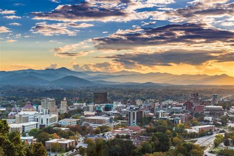 The VERY BEST Things to Do in Asheville, North Carolina