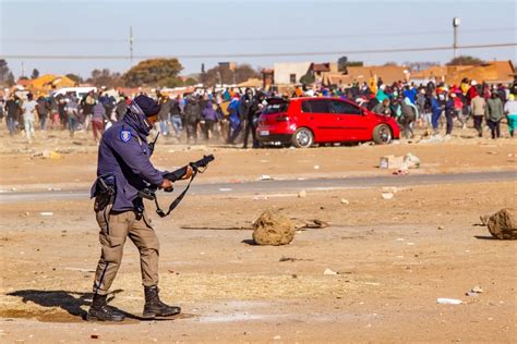 #UnrestSA: Death toll now at 117, alleged instigator in custody, says ...