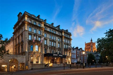 A Comparison of Luxury & Boutique Hotels in Bristol