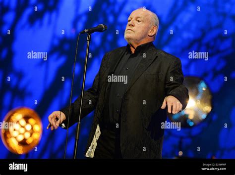 Joe Cocker performs live in concert at the Hammersmith Apollo Where ...