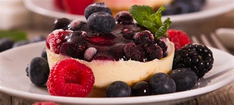 Easy and Delicious Mixed Berry Cheesecake Recipe