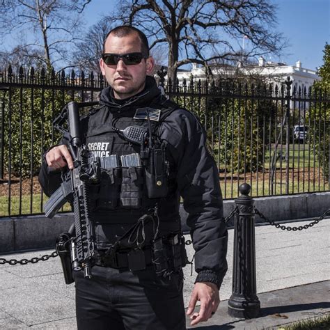 U.S. Secret Service Uniformed Division Operator [1500x1500] : r/policeporn