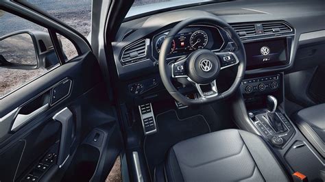 2024 Volkswagen Tiguan Interior Space - Dell Moreen