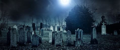 Where to Find a Creepy Cemetery in Every State | Cheapism.com