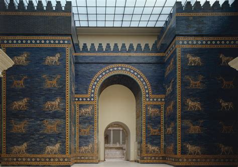 Ishtar gate | Ancient babylon, Pergamon museum, Neo babylonian