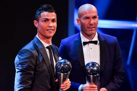 Cristiano Ronaldo wins FIFA Player of the Year Award, Olivier Giroud's ...