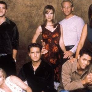 Beverly Hills, 90210 - Season 8 Episode 1 - Rotten Tomatoes