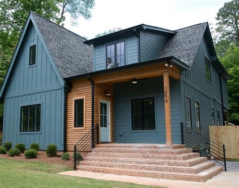 These Blue Home Exteriors Make the Case for a Colorful Makeover ...