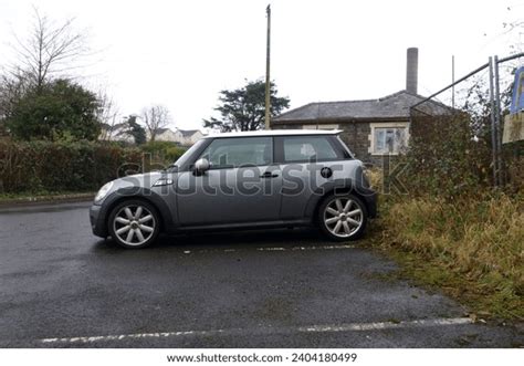 14th December 2023- Grey Mini Cooper Stock Photo 2404180499 | Shutterstock