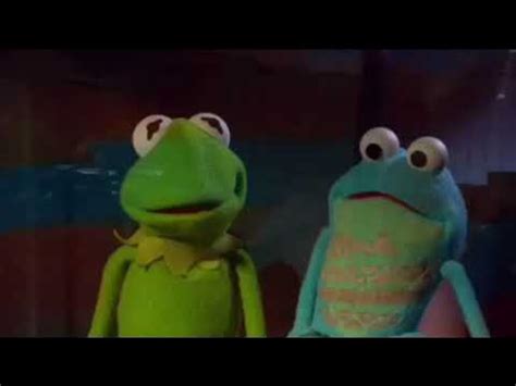 Kermit's Swamp Years - Kermit and Croaker meet Vicki - YouTube