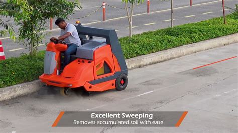 RootsSweep RB120, the Gen-Nxt ride-on sweeping machine | Roots ...