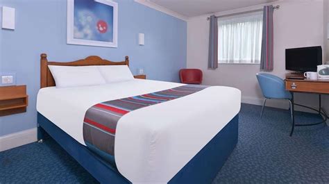 Travelodge Perth Central Hotel- Tourist Class Perth, Scotland Hotels ...