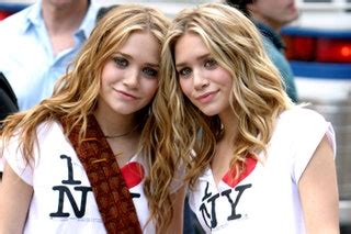 The Beauty Evolution of Mary-Kate and Ashley Olsen | Teen Vogue