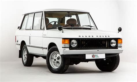 1972 Range Rover Series 1: A car for all reasons | OPUMO Magazine