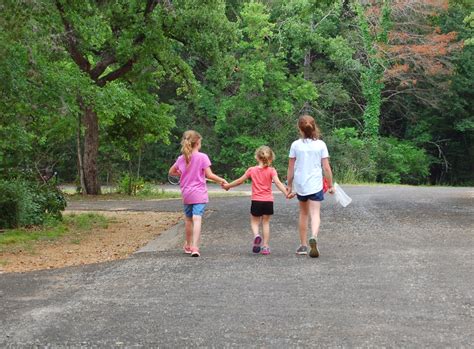 Along the Geronimo Creek: Buescher State Park camping