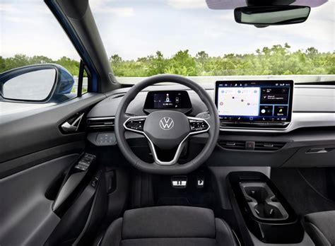 Volkswagen enhances the 2024 allelectric ID.4 EV with more performance ...