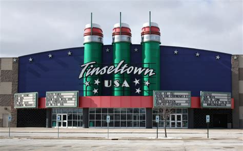 Cinemark Tinseltown USA in North Aurora, IL - Cinema Treasures