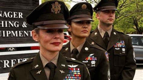 US Army announces new World War II-style Army Green Service Uniform