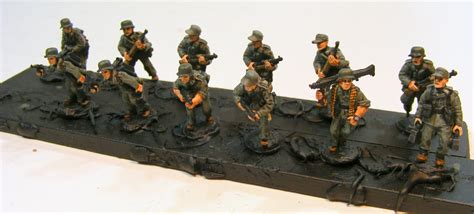 Evil Bob's Miniature Painting: 28mm WWII German Infantry