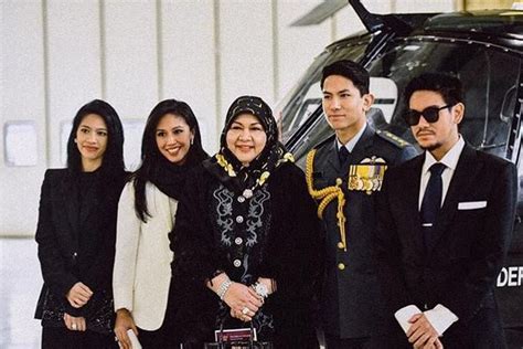 Sultan of Brunei's son, Prince Azim, dies at 38 | The Straits Times