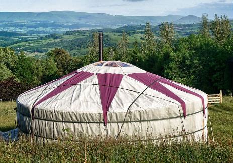 KITE HILL YURTS Glamping Wales - UK Glamping