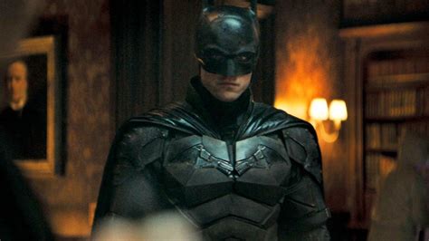 Arriba 55+ imagen batman new suit robert pattinson - Abzlocal.mx