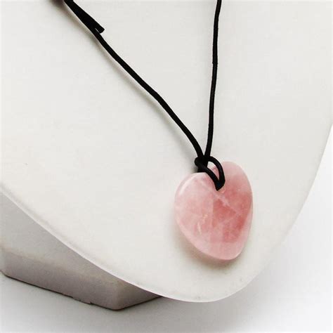 Rose Quartz Heart Necklace - Love – The Hippy Clothing Co.