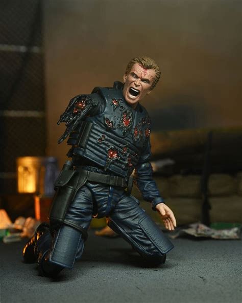 Robocop Action Figure Ultimate Alex Murphy (OCP Uniform) 18 cm - Planet ...