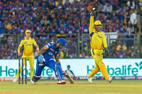 IPL 2023, MI vs CSK | Twitter in awe of MSD’s masterclass as he turns ...