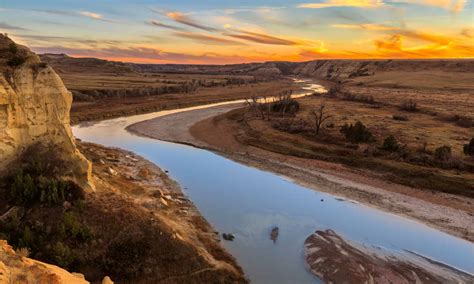 How Deep Is the Missouri River? - A-Z Animals