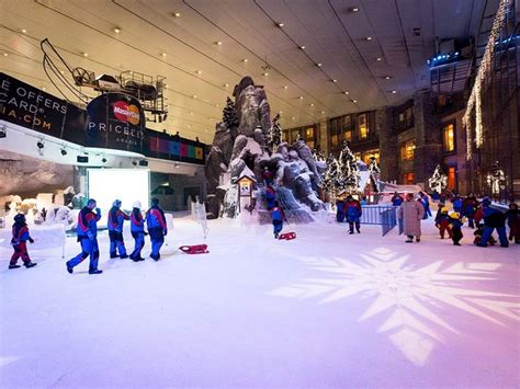 Best 8 things to do in Ski Dubai Snow Park