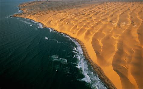 デスクトップ壁紙 : 風景, 水, 自然, 海岸, ビーチ, 波, 砂漠, 地平線, 航空写真, ケープ, 砂丘, ナミビア, 地形, 海洋 ...