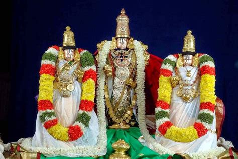 Lord Govinda HD wallpapers Images Pictures photos Gallery Free Download ...