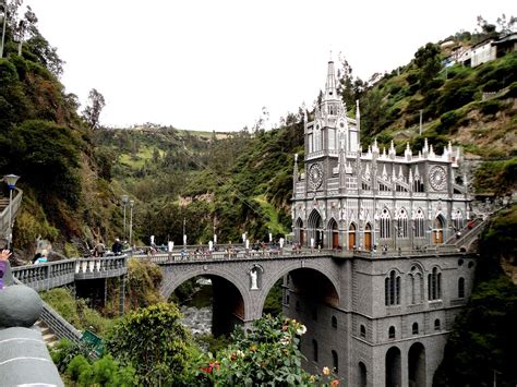 Santuario de Las Lajas 2 - Nariño - Colombia. | Tower bridge, Tower ...