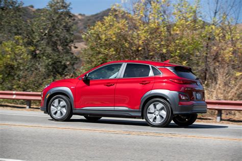 2020 Hyundai Kona Electric Gains 10.25-Inch Touchscreen, Battery Warmer ...