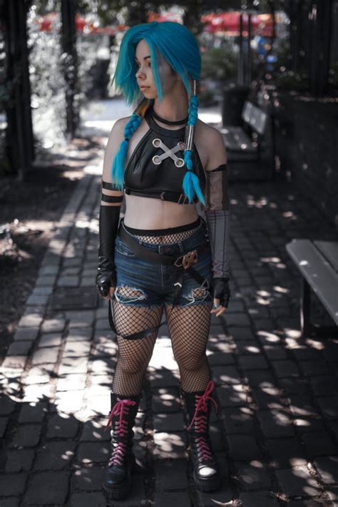 Jinx (shorter hair) cosplay : r/cosplay