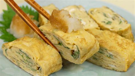 Tamagoyaki Recipe (Japanese Omelette) - Cooking with Dog