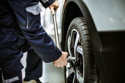 10 Essential Maintenance Tips For Your Car - Berglund Cars