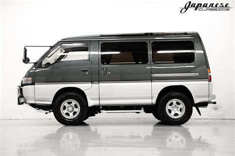 1992 Mitsubishi Delica Star Wagon – Japanese Classics