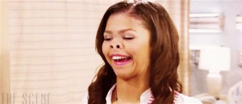 Zendaya Funny Face GIF - Zendaya Funny Face Glass - Tumuklas at ...