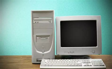 2000s Gaming PCs: What Were They Like? - Tech With Tech