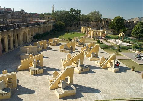 Top Sightseeing Places to Visit in Jaipur - Sam India Tour