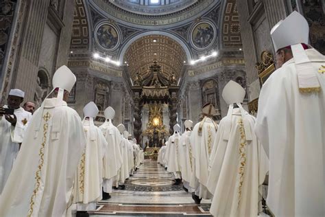 Pope prays for unity of church as he celebrates anniversary of Vatican ...