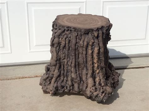 DAANIS: Fake Tree Stump Seats