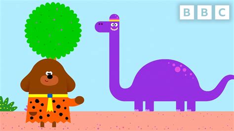 Dinosaur Fossil on Hey Duggee | The Fossil Badge 🦴 | CBeebies - YouTube