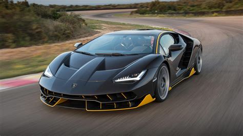 Lamborghini Centenario LP770-4: Review, Price & Specs | LamboCARS.com